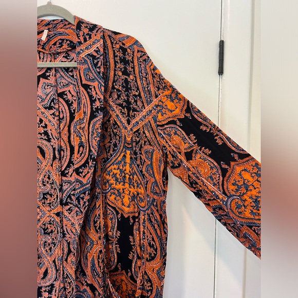 Free People Robe - Picture 2 of 6